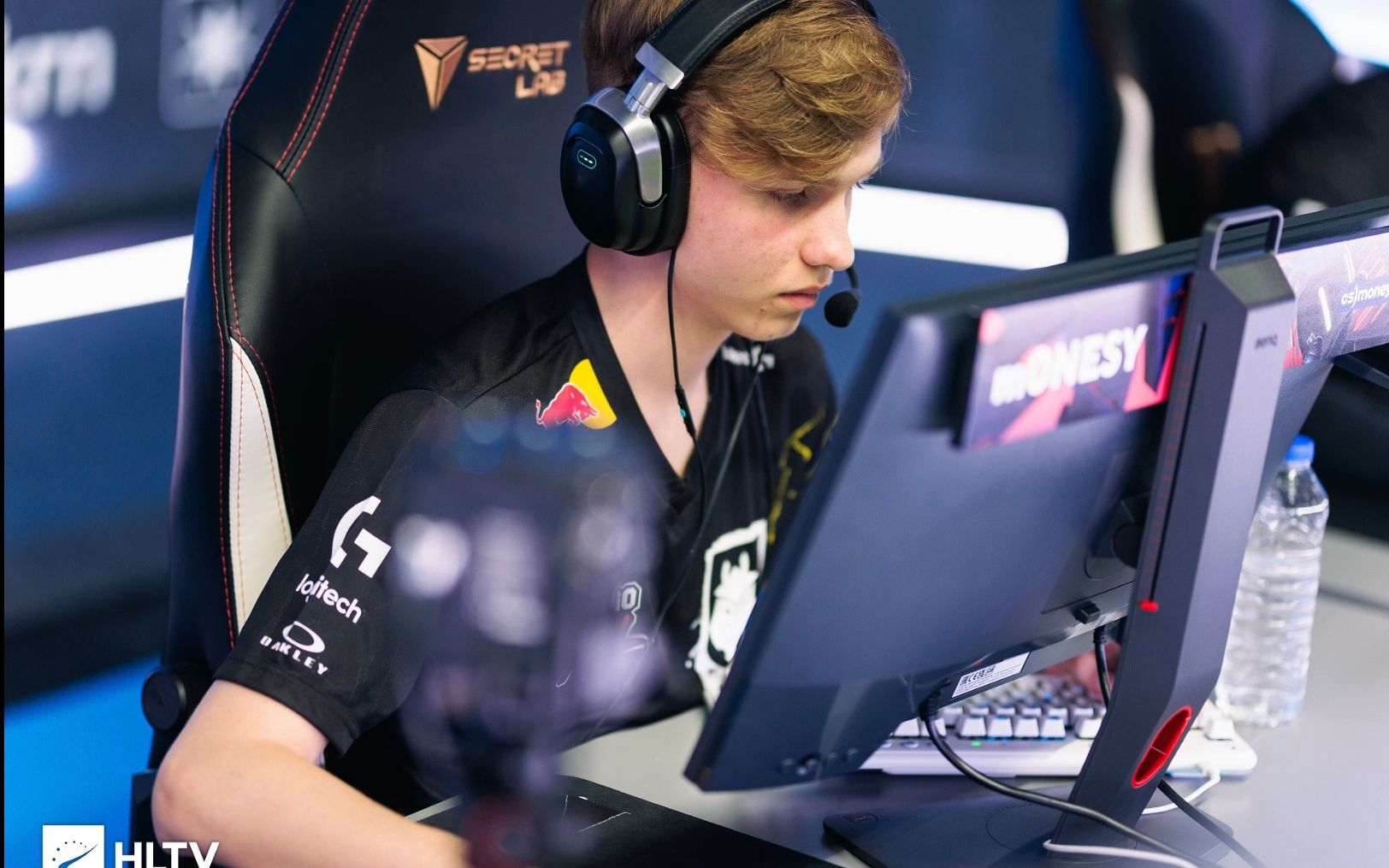 的深情一吻 的深情一吻