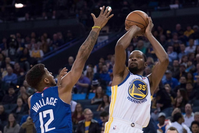 也在公开场 也在公开场