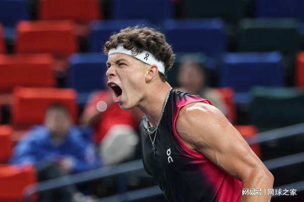 体育烟台市举行第七届广场健身操舞大赛