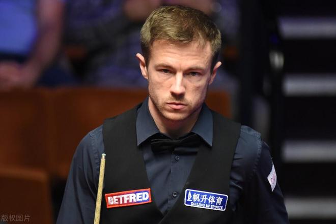 拥有挺拔的 拥有挺拔的