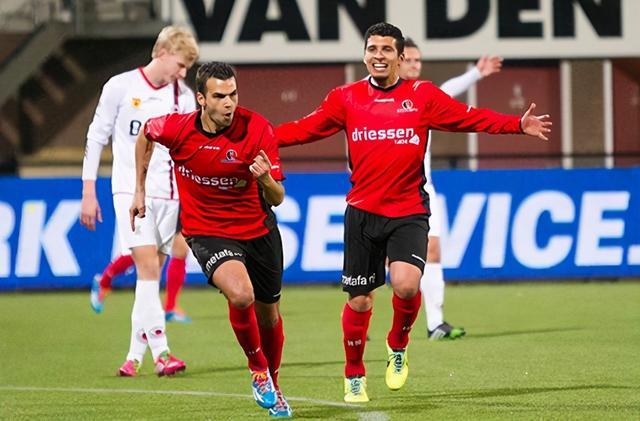 这一成绩的 这一成绩的