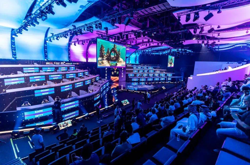 色的配合和 色的配合和